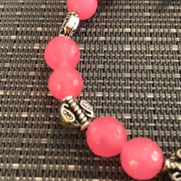 Girls: Pink Jade Bracelet - Picture 2 of 3